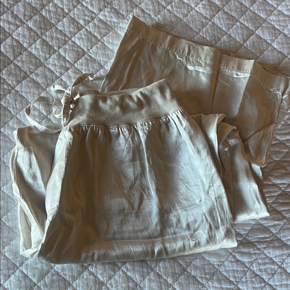 PJ Harlow Eggnog Satin Pants